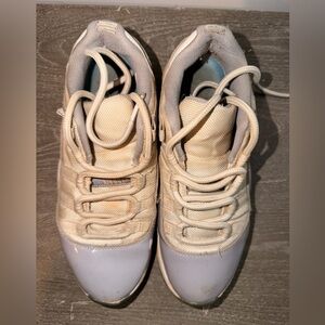 Nike Air Jordan 11 Retro Low